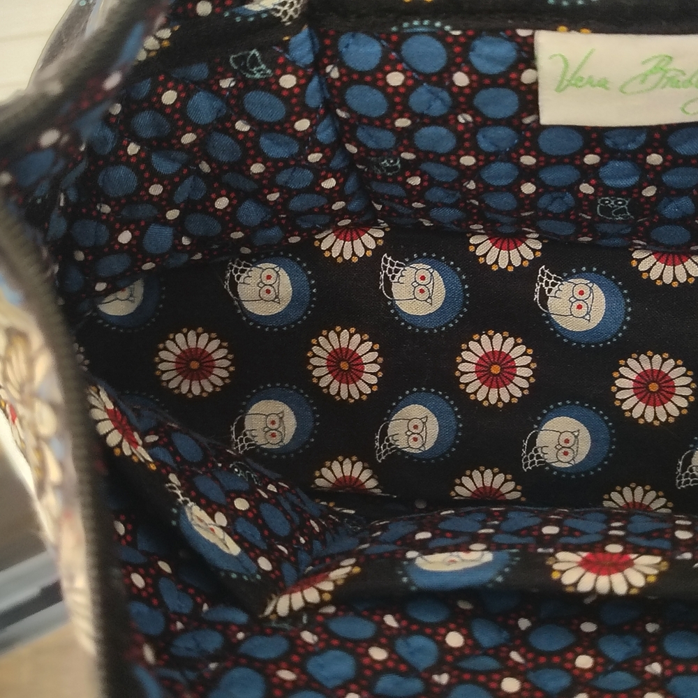 Vera Bradley Quilted Shoulder Bag – Black Blue Owl Floral Print – Like New OS - Picture 5 of 8